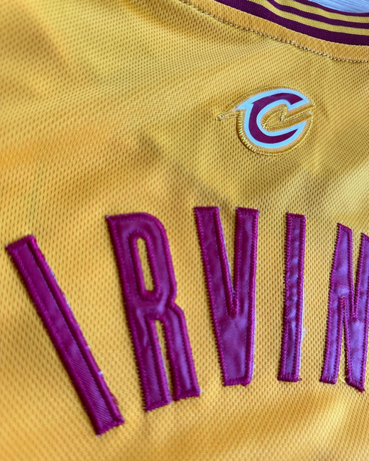 Camiseta NBA Adidas Cleveland Cavaliers 2 Kyrie Irving Amarillo L - Segunda Mano
