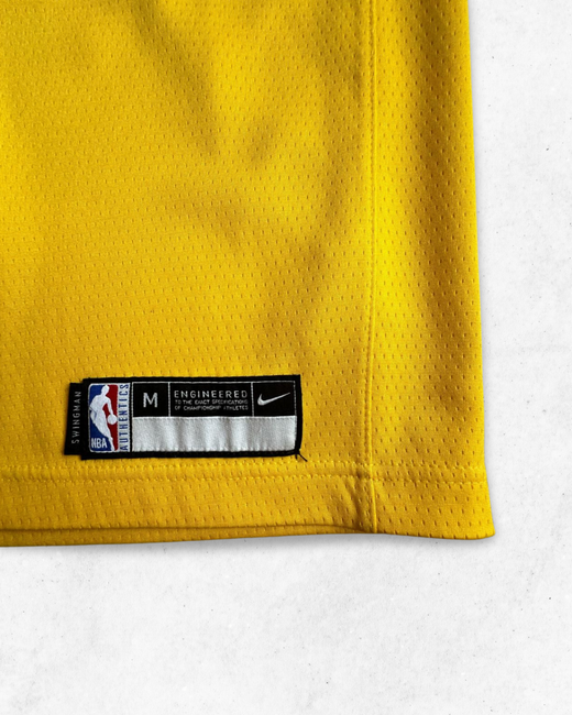Camiseta NBA Nike Los Ángeles Lakers 23 Lebron James Amarillo talla M - Segunda Mano