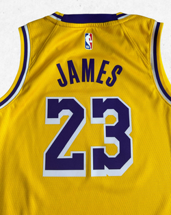Camiseta NBA Nike Los Ángeles Lakers 23 Lebron James Amarillo talla M - Segunda Mano