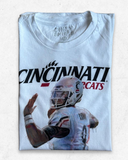 Camiseta NFL Cincinnati Bearscats Desmond Ridder Blanco M