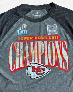 Camiseta de Manga Larga NFL Kansas City Chiefs Super Bowl LVII Champions Gris XL