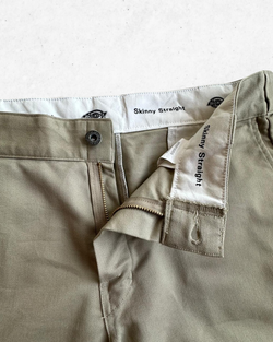 Pantalón Corto Dickies Skinny Straight Beige L