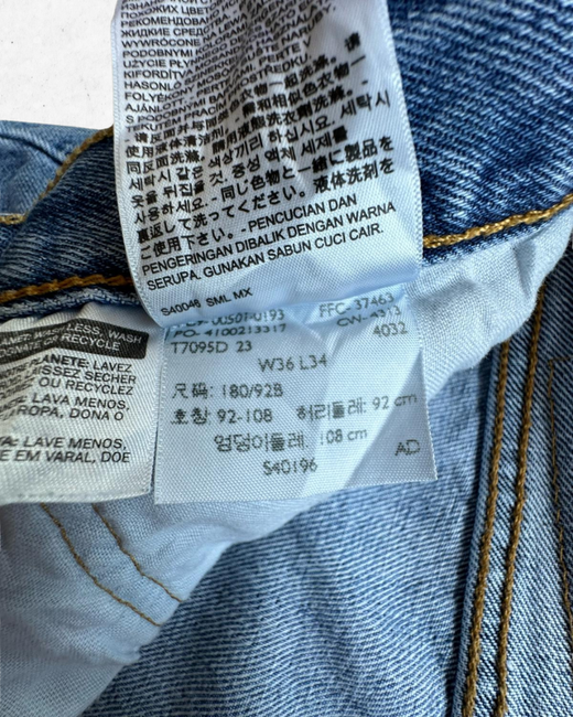 Pantalón Levis 501 Talla W36/L34 L