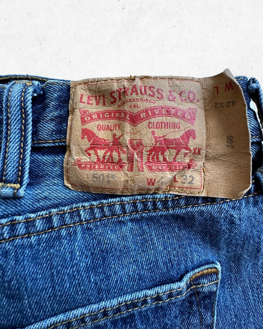 Pantalón Levis 501 Talla W42/L32 XXL