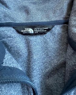 Sudadera The North Face Centura Health Mujer Gris S